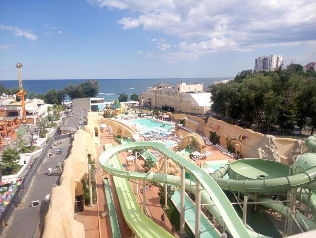 Apartments Arcadia Vip Odessa Ngoại thất bức ảnh